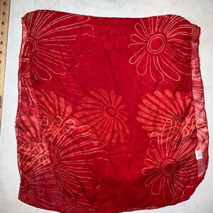 Scarf One Size Red white floral pattern